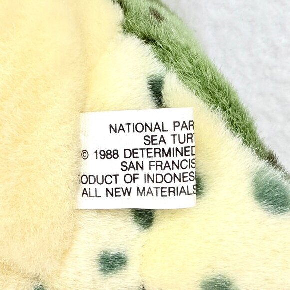 Vintage National Park Foundation Sea Turtle Plush/Stuffed Animal (1988) - Picture 8 of 9
